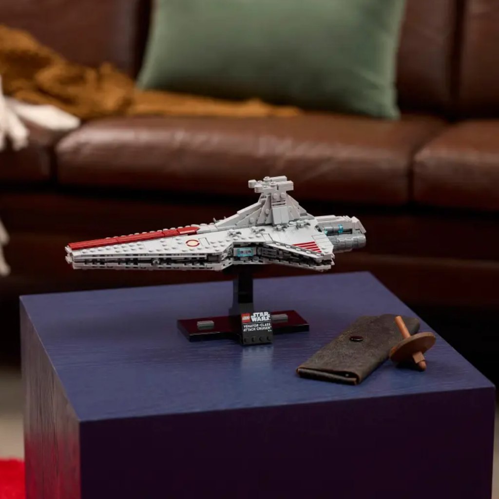 LEGO® Star Wars™: Кораб с клас Venator (75441) изображение 3