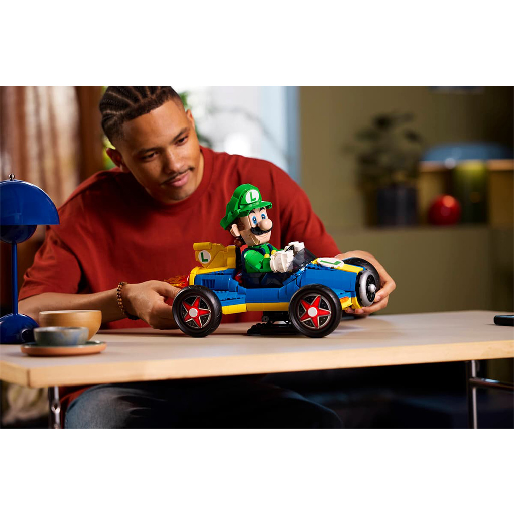LEGO® Super Mario™: Mario Kart™ – Луиджи и Mach 8 (720509 изображение 4