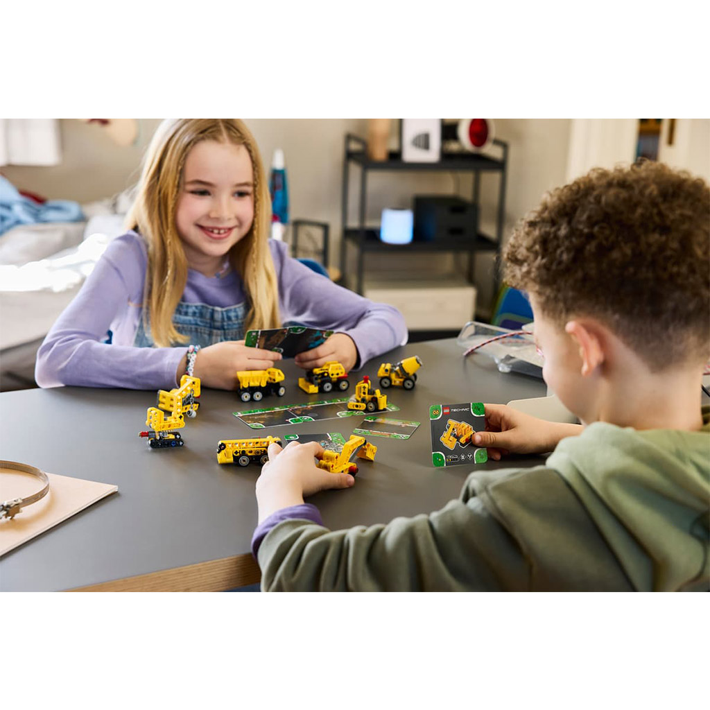 LEGO® Technic: Мини Строителни Машини (42233) изображение 8