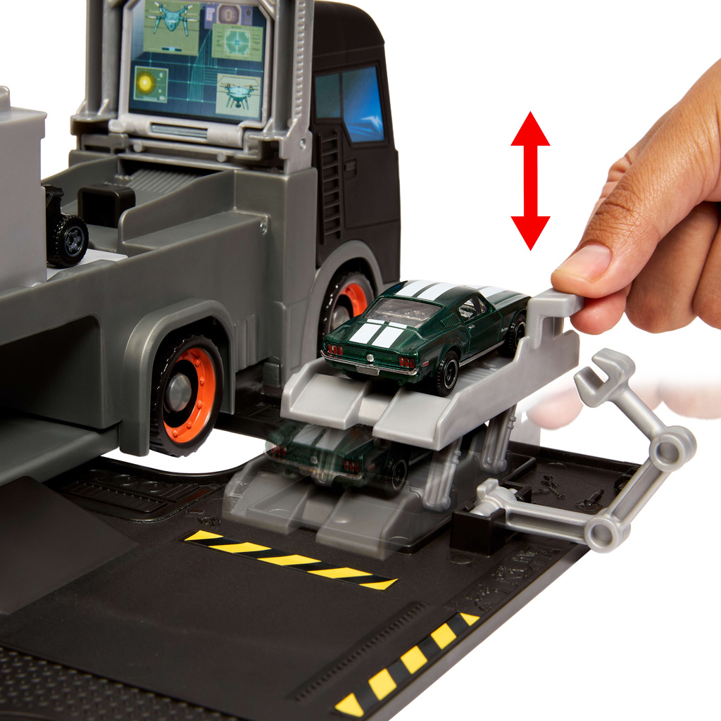 Matchbox A филм: 2 в 1 Mercedes транспортно средство и преобразуваща се писта – Mattel изображение 2