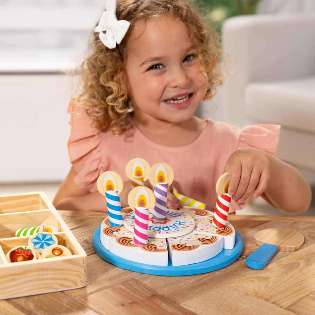Melissa&Doug: Играчка комплект за рожден ден от дърво - Spin Master изображение 3