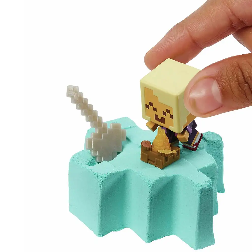 Minecraft: Разкритие Златисто руса Корабна минифигура в жълт мечообразен контейнер - Mattel изображение 4