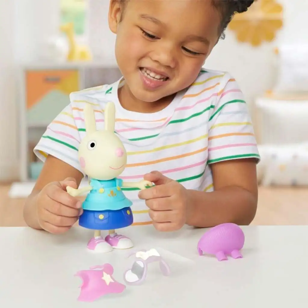 Peppa Pig: Облечената фигура на Ребека с аксесоари - Hasbro изображение 3