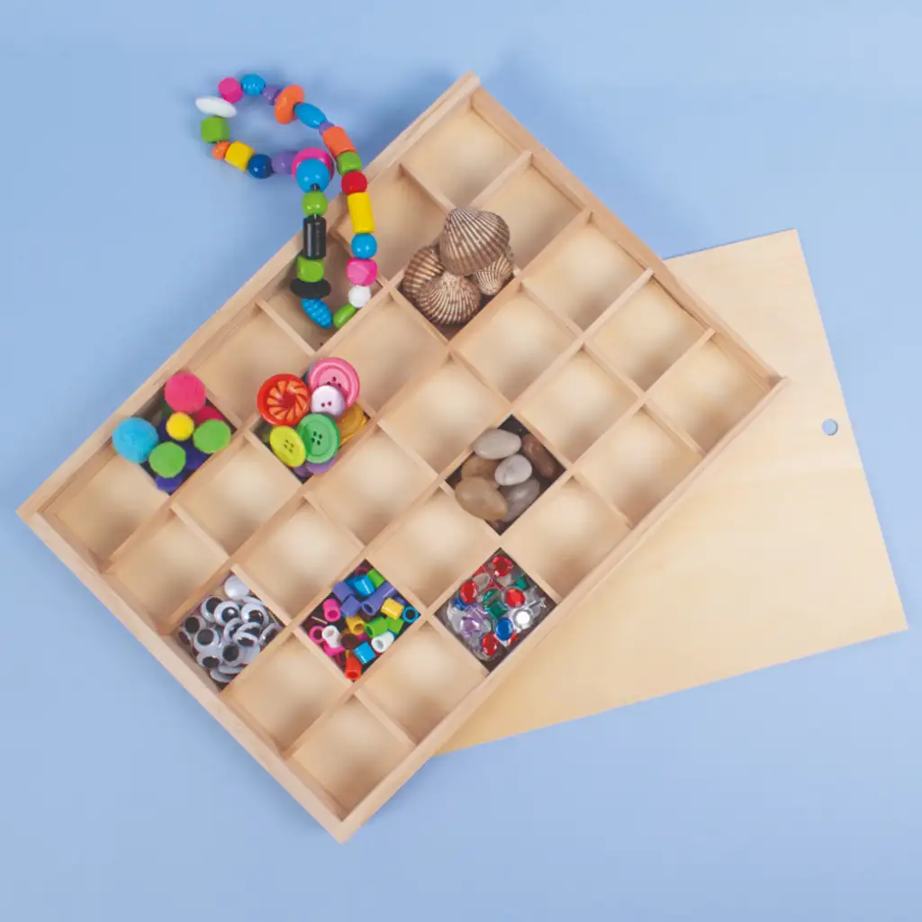PlayBox: Дървена кутия за съхранение с плъзгащ капак 30 отделения изображение 2