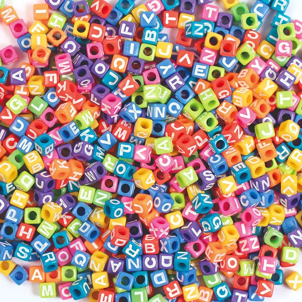PlayBox: Комплект цветни буквени мъниста 300 бр. 7x7x7mm изображение 1