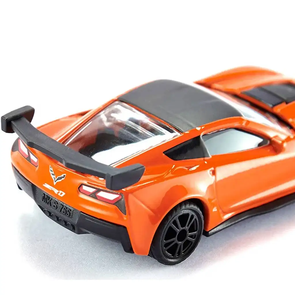 SIKU Chevrolet Corvette ZR1 количка 1/64 изображение 3