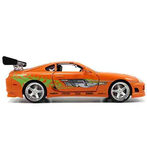 Смъртоносен забавление: Фигура на Брайън и модел на автомобил Toyota Supra 1/24 - Simba Toys изображение 3