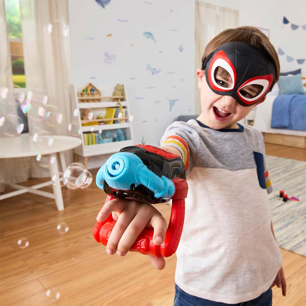 Spidey и Неговите Удивителни Приятели Waterwebs Miles Morales сапунен мехур - Hasbro изображение 4
