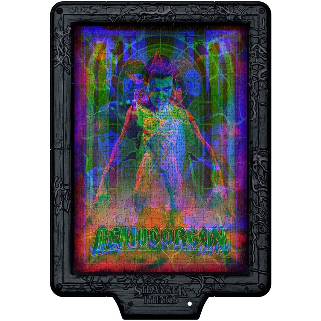 Stranger Things: Лов на Демогоргон 520 части пъзел с рамка и RGB LED осветление - Clementoni изображение 2