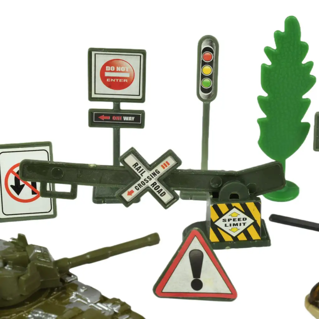 Супер армия: Военен комплект с превозни средства и аксесоари в различни варианти 1бр изображение 4