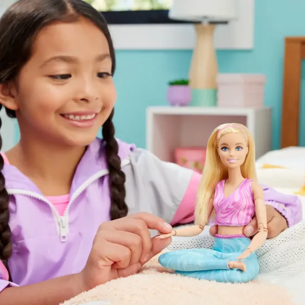 Barbie: Гъвкава йога кукла с руса коса - Mattel изображение 6