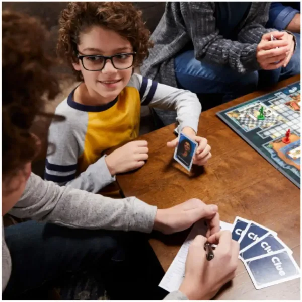 Cluedo - Класическа криминална детективска настолна игра - Hasbro изображение 3