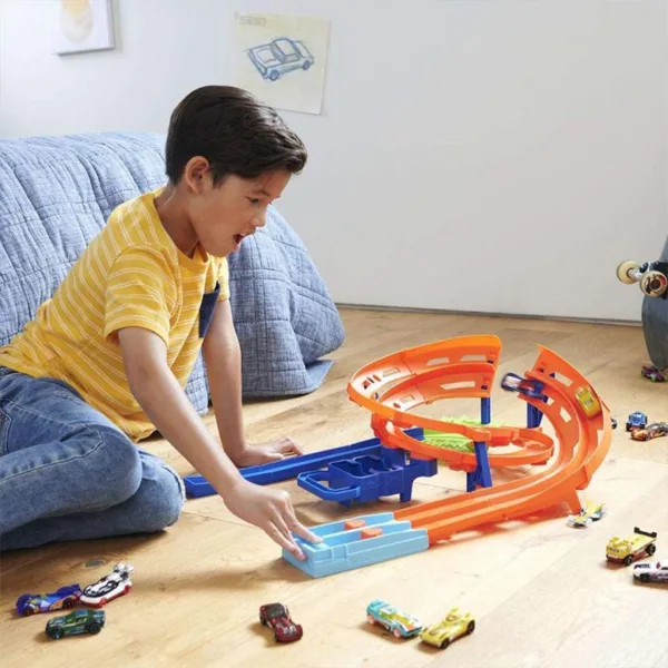 Hot Wheels: Двоен състезателен път с 2 състезателни автомобила - Mattel изображение 6