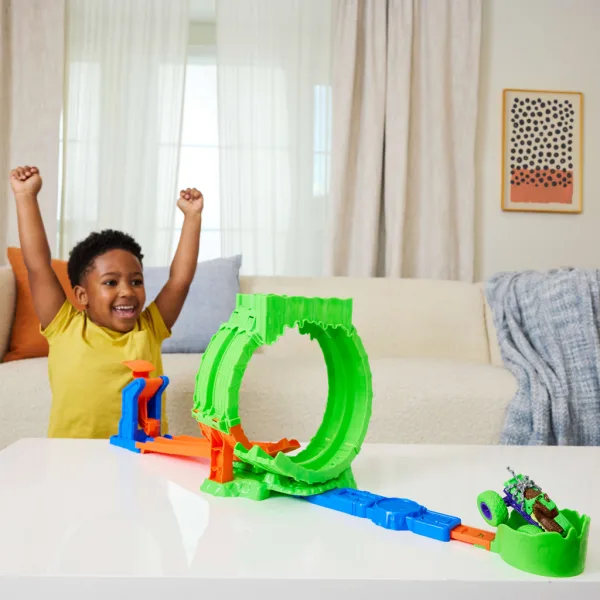 Hot Wheels Monster Trucks: Писта със слузест лупинг – Mattel изображение 3