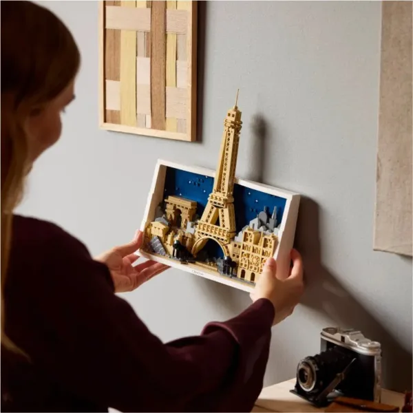 LEGO® Architecture: Париж – градът на любовта (21064) изображение 4
