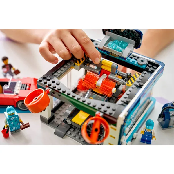 LEGO® City: Автосервиз за самообслужване (60497) изображение 8