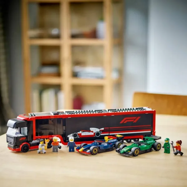 LEGO® City: F1® камион с RB20 и AMR24 F1® коли (60445) изображение 3