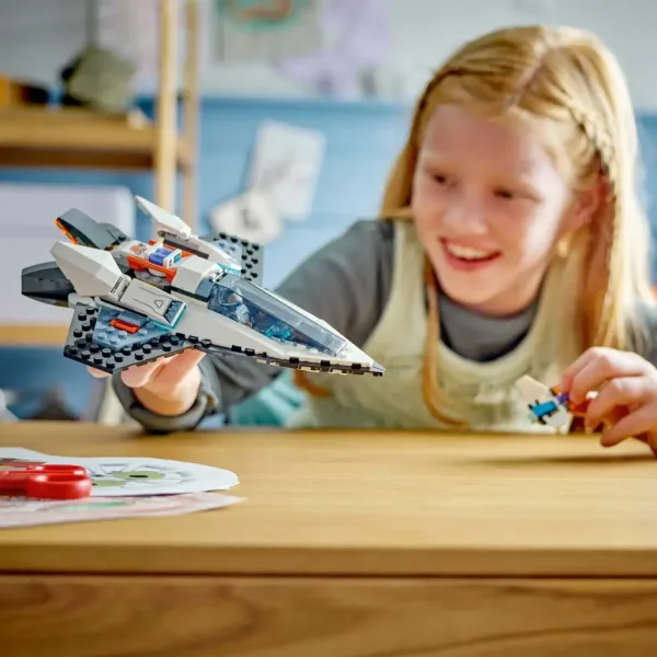 LEGO® City: Междупланетен космически кораб (60430) изображение 4