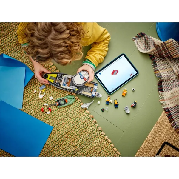 LEGO® City: Преследване с полицейска лодка (60456) изображение 7