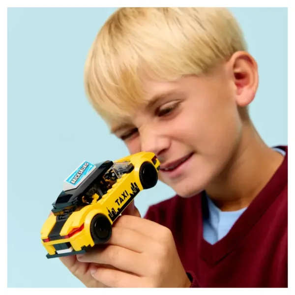 LEGO® City: Жълто такси (60487) изображение 5