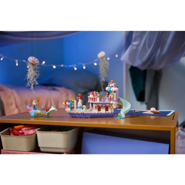 LEGO® Disney™ Ариел сватбен кораб (43299) изображение 11