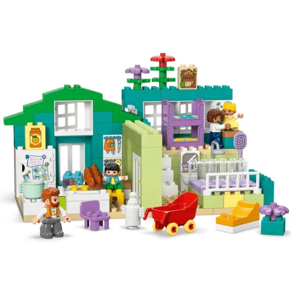 LEGO® DUPLO®: 3 в 1 модерен семеен дом с фигурки (10470) изображение 3