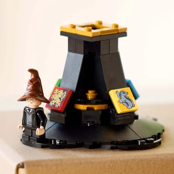 LEGO® Harry Potter™: Говорещата Разпределителна шапка™ (76429) изображение 4