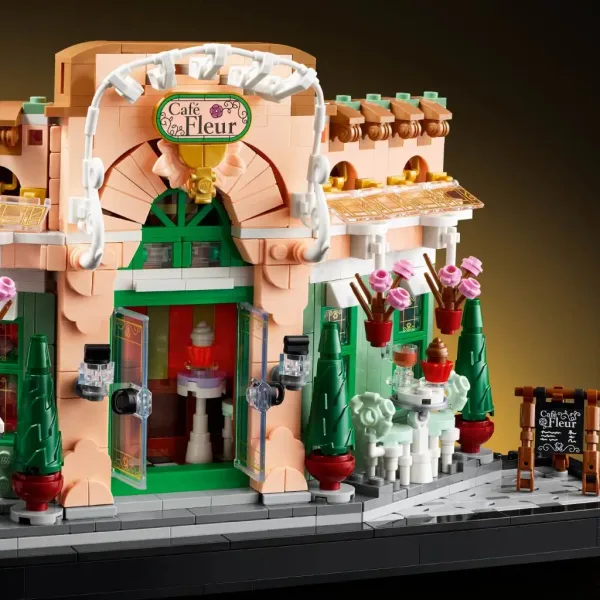 LEGO® Icons: Френско кафе (10362) изображение 5
