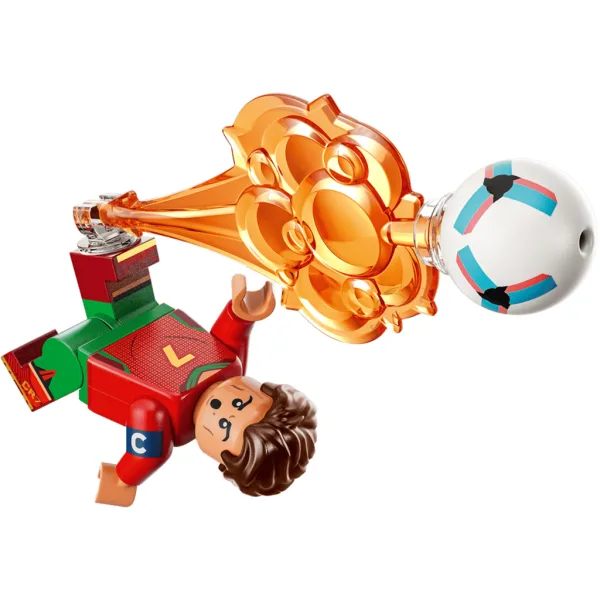 LEGO® Издания: Кристиано Роналдо – Най-добрите моменти във футбола (43012) изображение 3