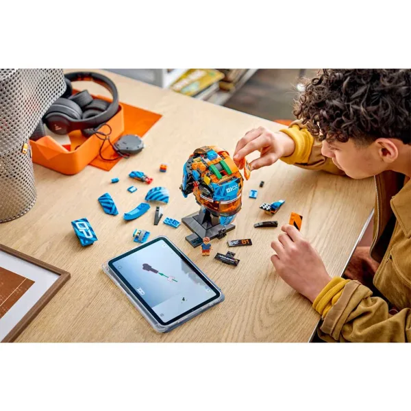 LEGO® Editions: McLaren Mastercard F1® Team каската на Оскар Пиастри (43017) изображение 4