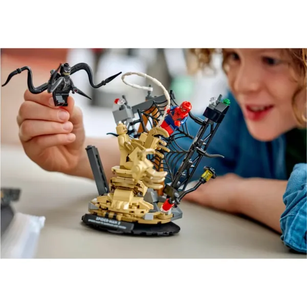 LEGO® Marvel: Огромната битка на Спайдърмен и Пясъчния човек (76334) изображение 4