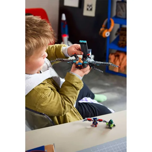 LEGO® Marvel: Отмъстителите: Събуждането на Доктор Дум Куинджет (76347) изображение 4
