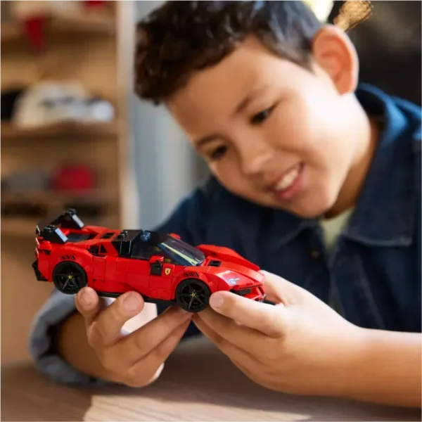 LEGO® Speed Champions: Ferrari SF90 XX Stradale спортен автомобил (77254) изображение 5