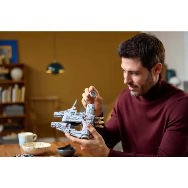 LEGO® Star Wars™: Милениум Фалкон™ (75375) изображение 3