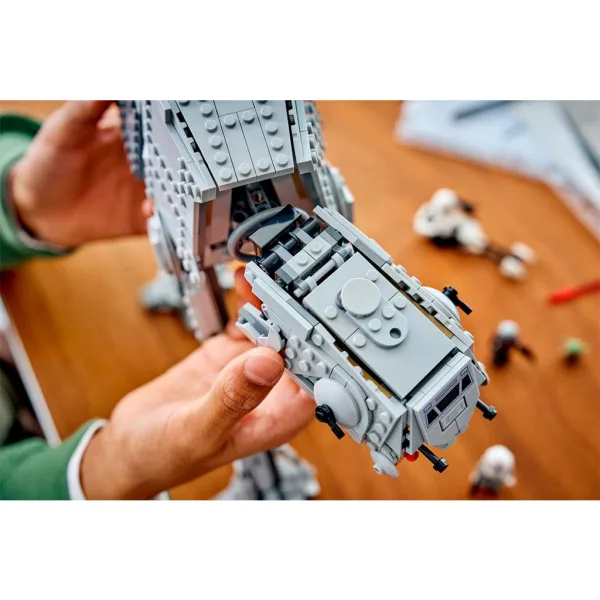LEGO® Star Wars™: AT-AT™ от Възродената империя с INT-4 изображение 13