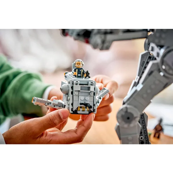 LEGO® Star Wars™: AT-AT™ от Възродената империя с INT-4 изображение 14