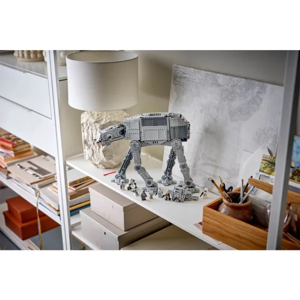 LEGO® Star Wars™: AT-AT™ от Възродената империя с INT-4 изображение 16