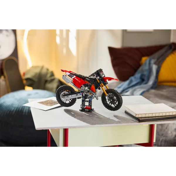 LEGO® Technic: Ducati Desmo450 MX Factory мотоциклет (42238) изображение 7