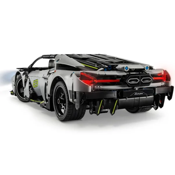LEGO® Technic: Lamborghini Revuelto суперспортен автомобил (42214) изображение 4