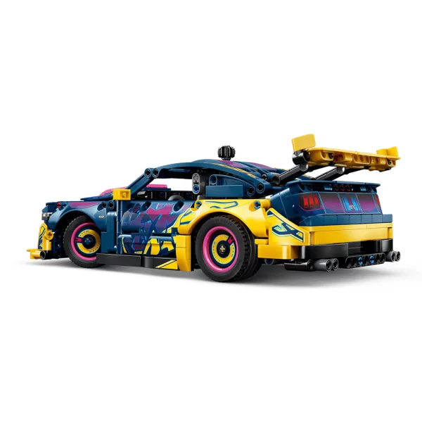 LEGO® Technic: Тунинг работилница: Ford Mustang GT кола (42236) изображение 5