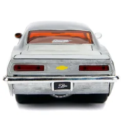 1969 Chevy Camaro метален автомобилен модел 1/24 - Simba Toys изображение 6