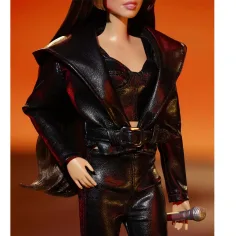 Barbie: Signature колекционерска кукла Miley Cyrus, 32 см - Mattel изображение 5