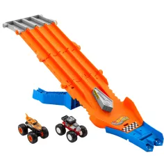 Hot Wheels Monster Trucks: Лов на писта с 2 малки коли - Mattel изображение 2