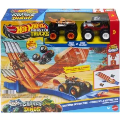 Hot Wheels Monster Trucks: Лов на писта с 2 малки коли - Mattel