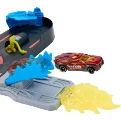 Hot Wheels: Пожарна кула комплект с писта - Mattel изображение 4