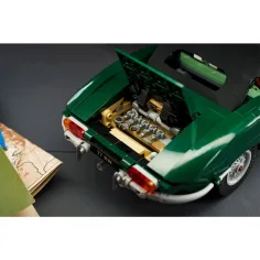 LEGO® Icons: Jaguar E-Type (11381) изображение 16