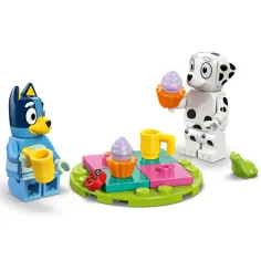 LEGO® Bluey™ и Клоé весели приключения на детската площадка (11201) изображение 3