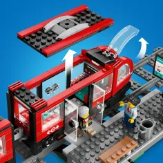 LEGO® City: Градски трамвай и спирка (60423) изображение 7