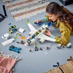 LEGO® City: Пътнически самолет (60367) изображение 9