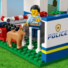 LEGO® City: Полицейски участък (60316) изображение 6